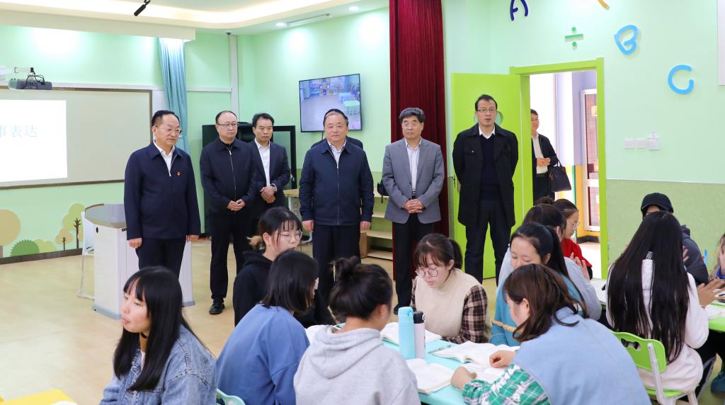 省委常委、省委组织部部长张广智到咸阳职业技术学院调研“不忘初心,牢记使命”主题教育